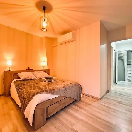 Le Montadou Avec Roof - Local Velosmotos - Netflix - Climatisation