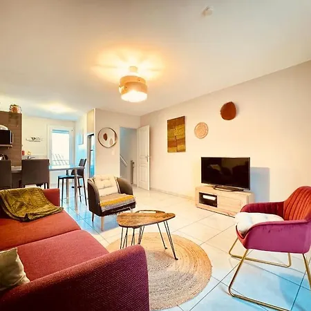 Le Montadou Avec Roof - Local Velosmotos - Netflix - Climatisation Holiday home