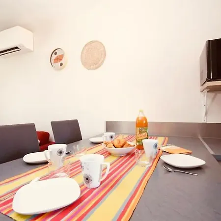 Le Montadou Avec Roof - Local Velosmotos - Netflix - Climatisation Holiday home Cuxac-d'Aude